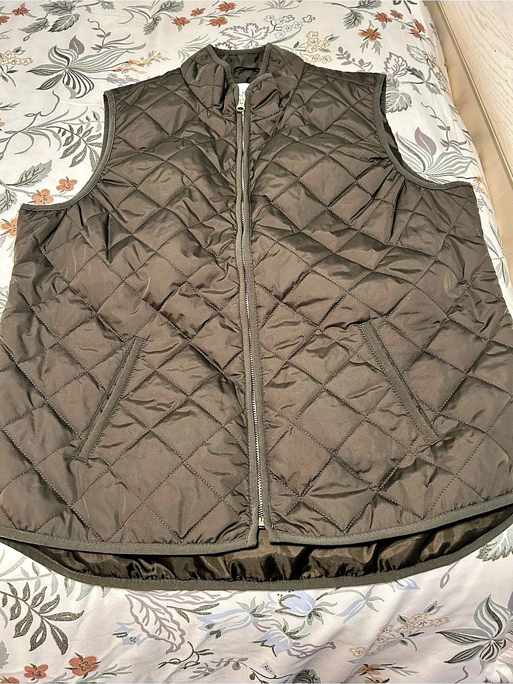 Quilted Vest in Army Green Like New